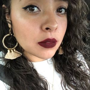 Meet your Posher, Alma